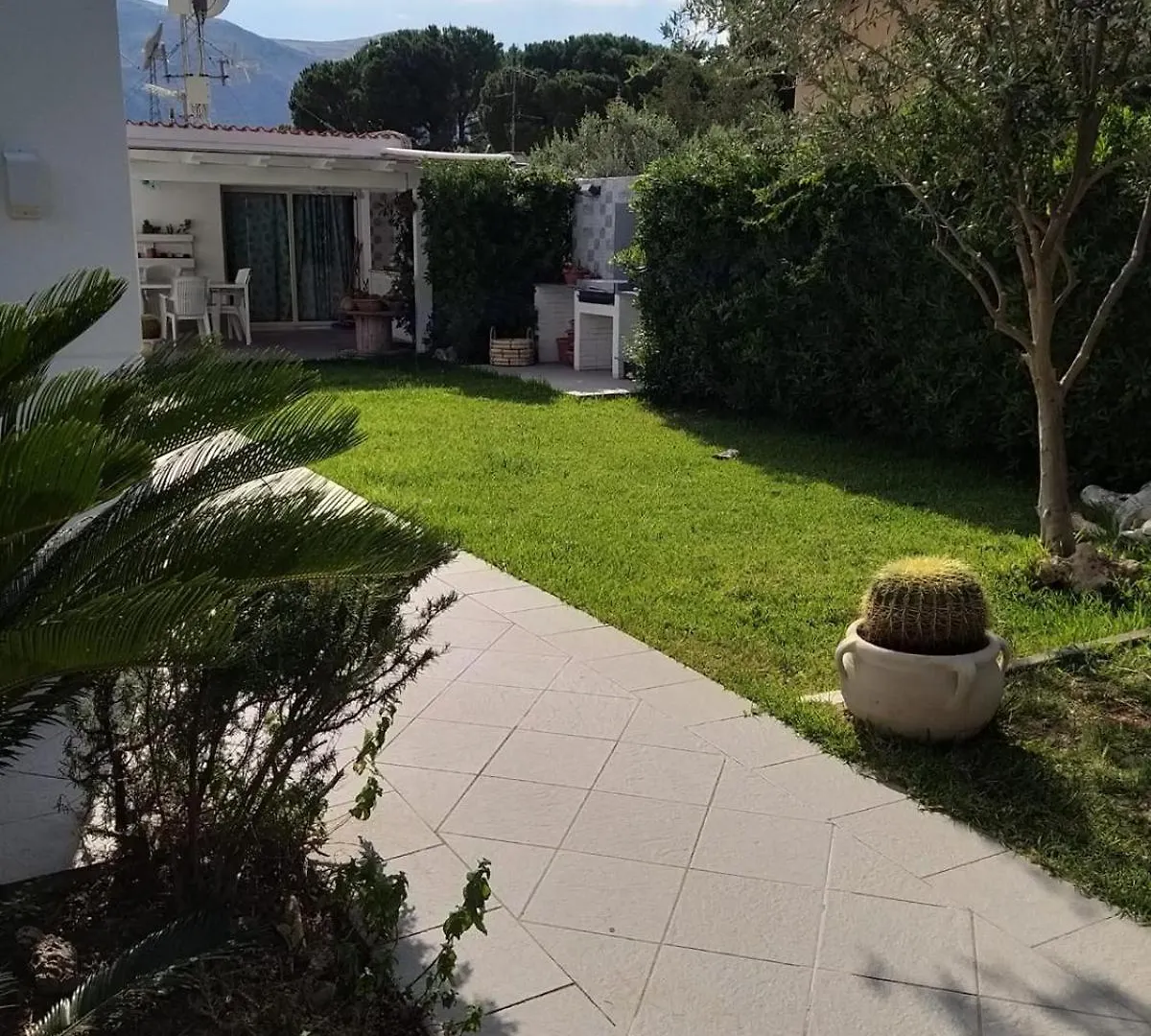 Villa Elena Carini